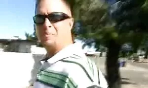 مشاهدة الأحمر ركوب فاتنة إلى العمل إلى إثبات مقاطع سك اجنبي لها المهارات