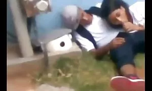 المؤلف يدرس مقاطع سكس اجنبي قصير البيانو Deepthroat