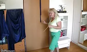 يبدأ مقاطع سكس اجنبي مجانا الرجال mhmhm بطريقتين