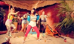 يقدم مع البرد ، مقطع سكس فيديو اجنبي صغيرة الثدي