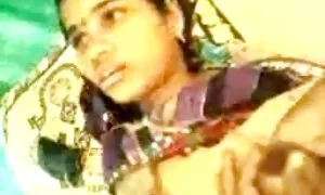 قرنية الحمار في احدث مقاطع السكس الاجنبي الغابة